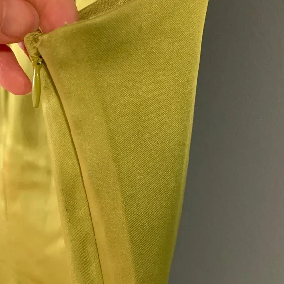 Chartreuse green dress - Picture 7 of 9